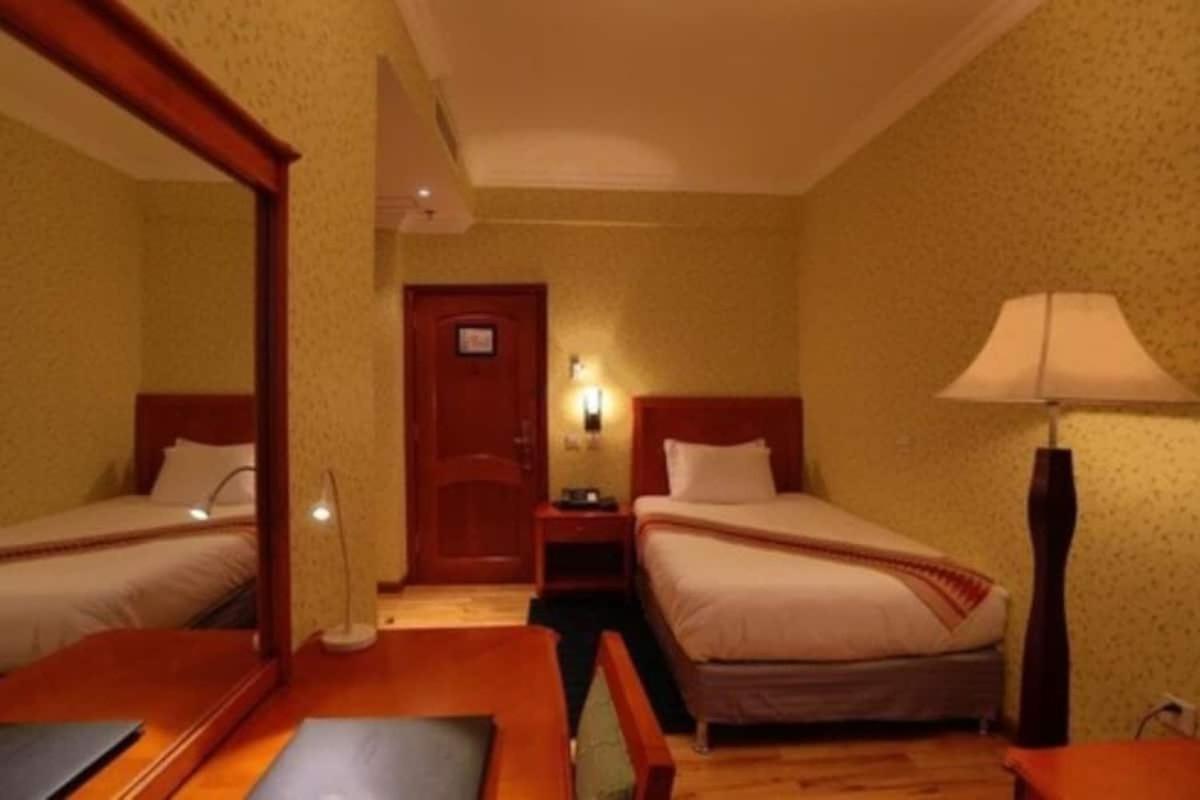 Abyssinia Renaissance Hotel Addis-Abeba Extérieur photo