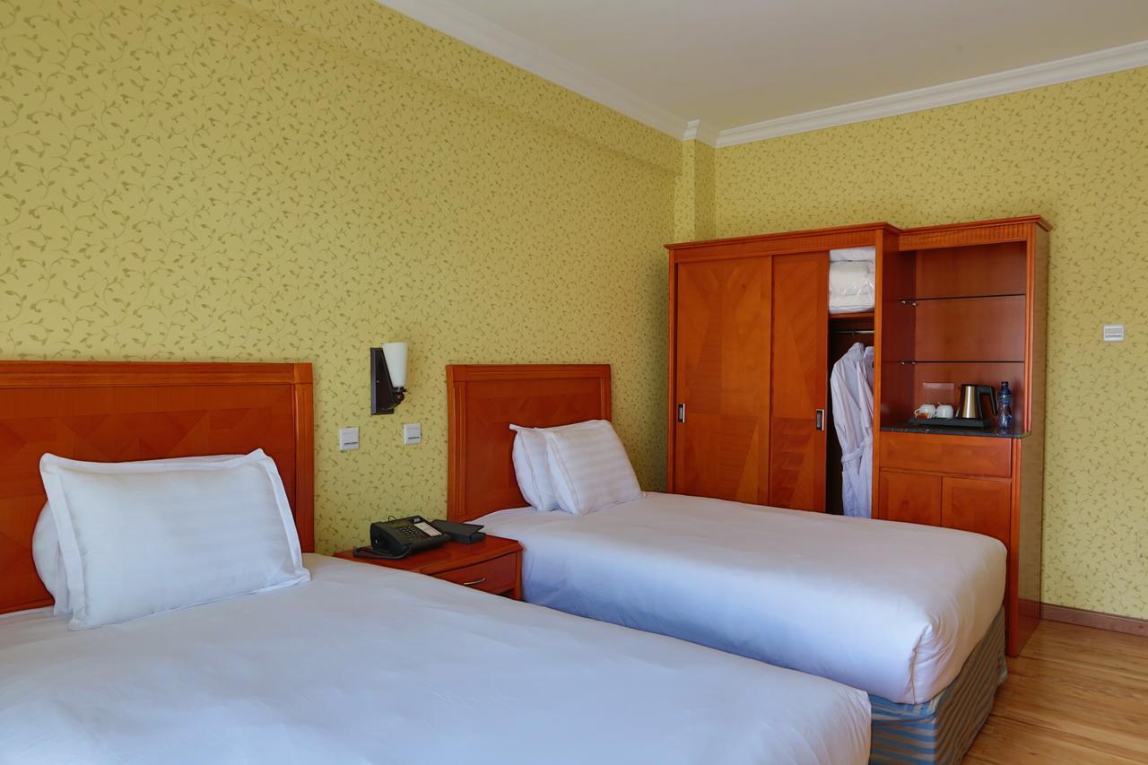 Abyssinia Renaissance Hotel Addis-Abeba Extérieur photo